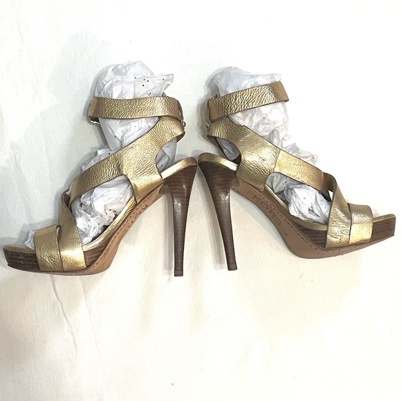 MK Gold Platform Strap Stilettos With Ankle Buckles Size 7 1/2 - Picture 5 of 13